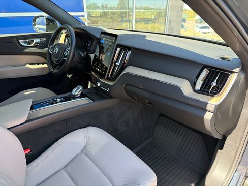 Used 2026 Volvo XC60 B5 Plus AWD/4WD image 27