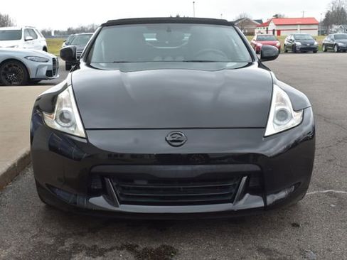 Used 2010 Nissan 370Z Touring w/ Sport Pkg RWD image 12
