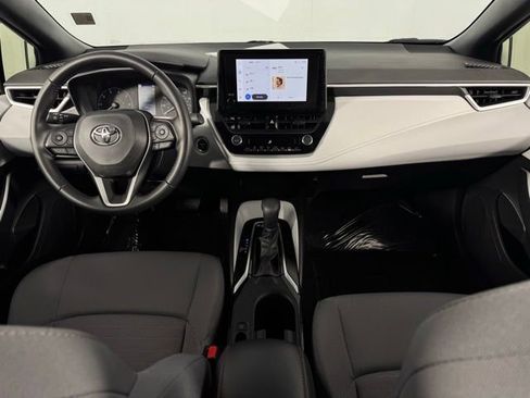 Used 2025 Toyota Corolla SE image 25