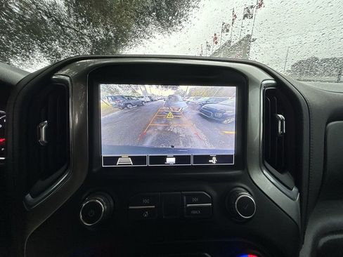 Used 2020 Chevrolet Silverado 1500 LT Trail Boss image 18