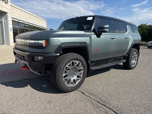 Used 2024 GMC Hummer EV 3X w/ LPO, Illumination Package AWD/4WD image 1