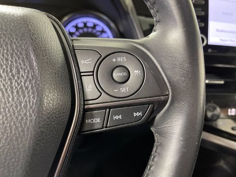 Certified 2021 Toyota Camry SE w/ Convenience Package FWD image 27