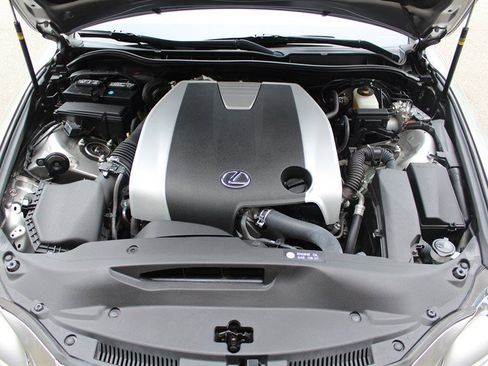 Used 2016 Lexus IS 300 AWD w/ Navigation System Package image 32