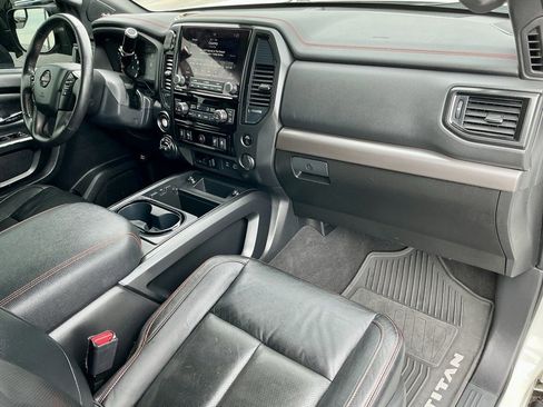 Used 2021 Nissan Titan PRO-4X w/ Pro-4x Convenience Package image 24