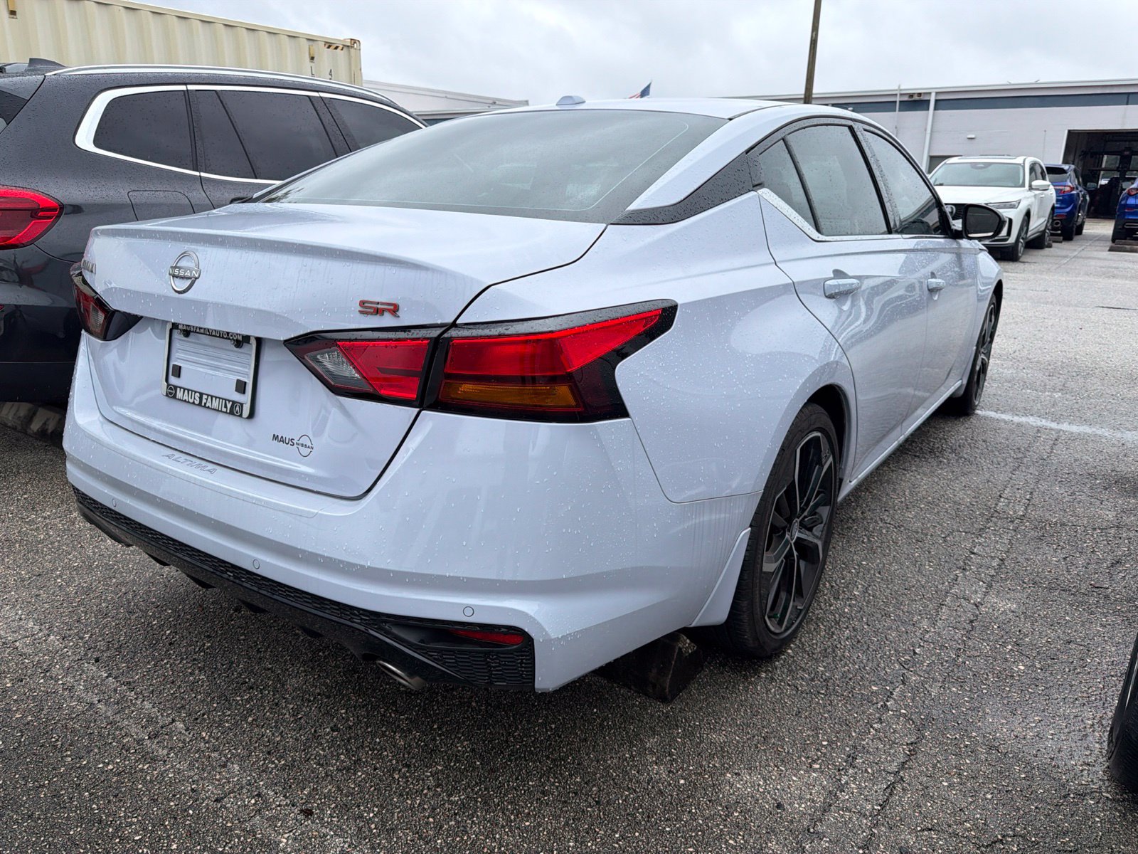 Used 2025 Nissan Altima 2.5 SR FWD image 4