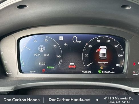 Used 2025 Honda Civic Sport Touring image 29