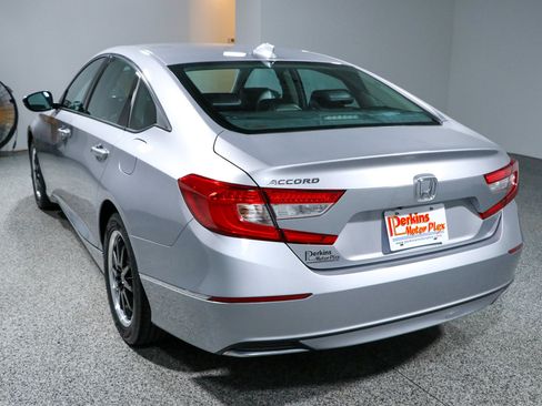 Used 2018 Honda Accord EX-L image 6