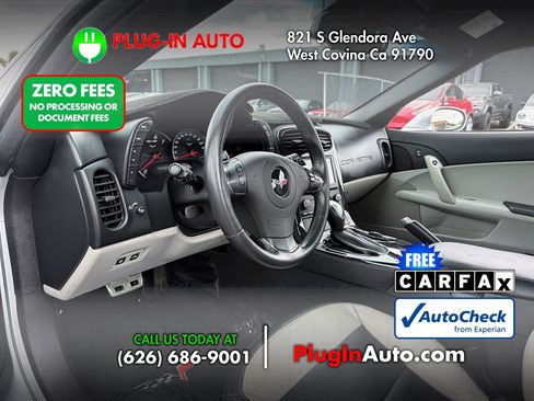 Used 2012 Chevrolet Corvette Coupe w/ 2LT Preferred Equipment Group RWD image 7
