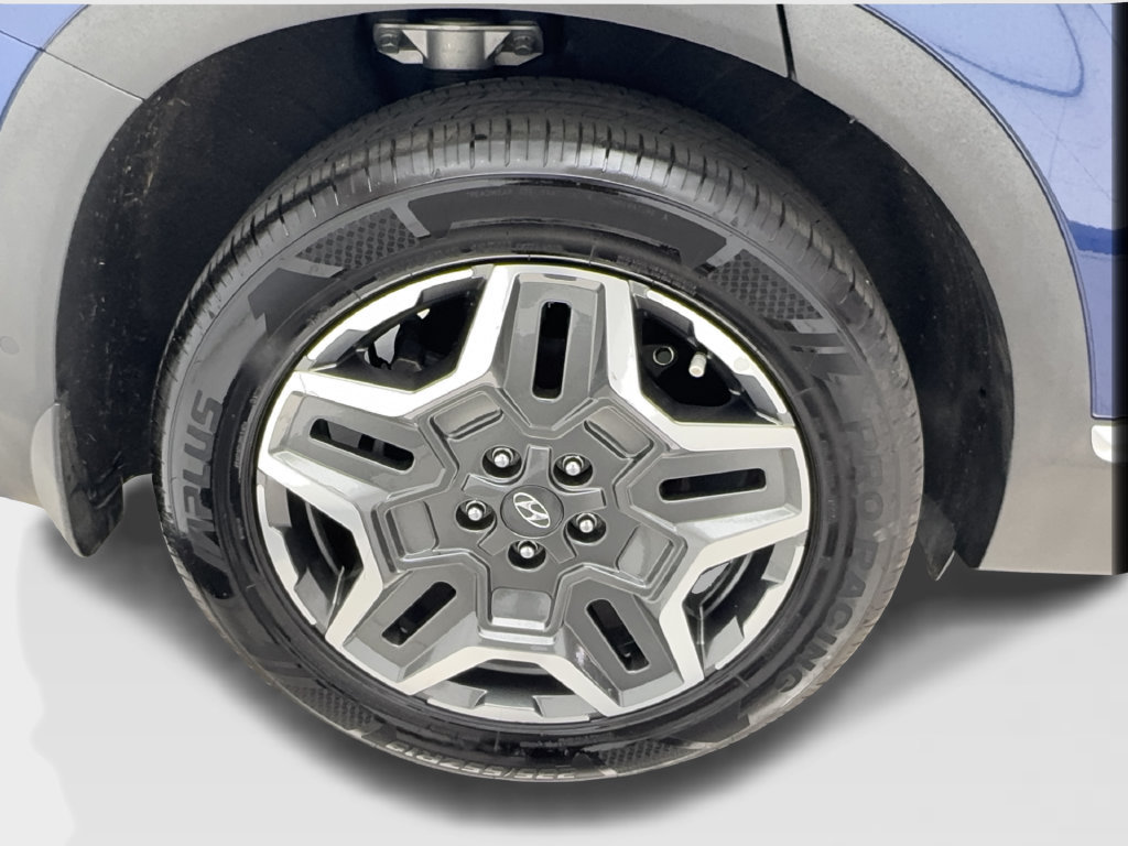 Used 2023 Hyundai Santa Fe Limited FWD image 18