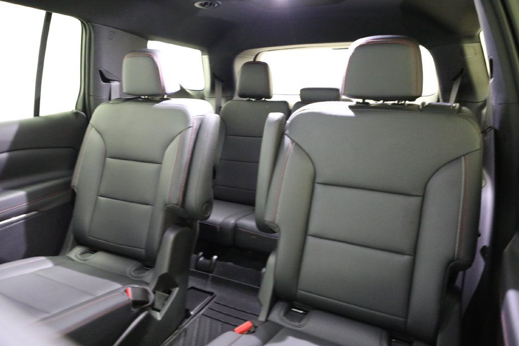 Used 2024 Chevrolet Traverse Z71 w/ Enhanced Driving Package AWD/4WD image 10