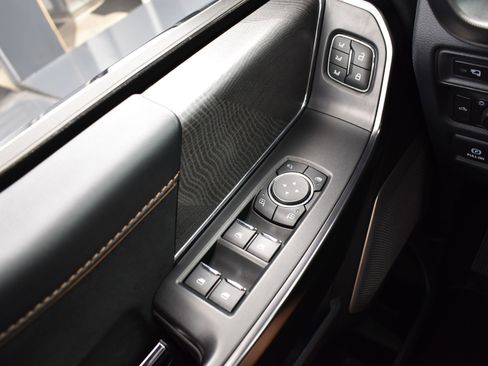 Used 2022 Ford F150 Platinum w/ Equipment Group 701A High image 24