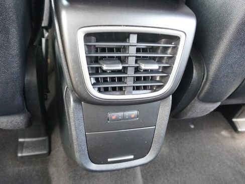 Used 2019 Lincoln Nautilus Reserve image 34