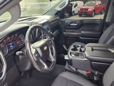 Used 2022 Chevrolet Silverado 1500 LT w/ Convenience Package II image 8