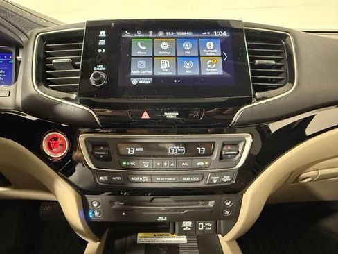 Used 2019 Honda Pilot Elite image 20
