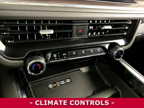 Used 2025 Chevrolet Tahoe LT AWD/4WD image 15