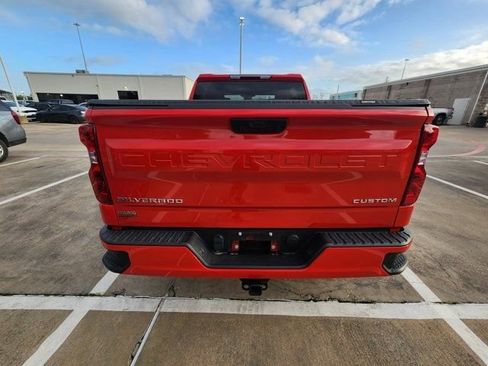 Used 2024 Chevrolet Silverado 1500 Custom image 5
