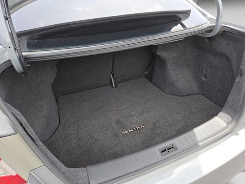 Used 2013 Nissan Sentra SR w/ Premium Pkg FWD image 24