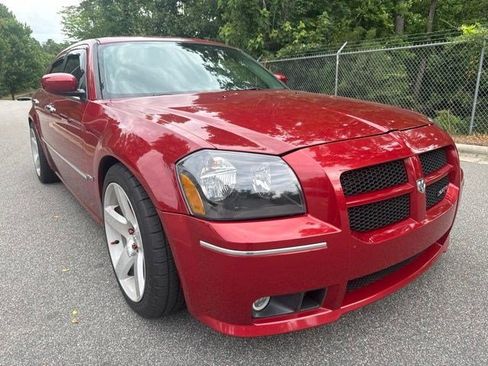 Used 2006 Dodge Magnum SRT8 w/ SRT Option Group III RWD image 11