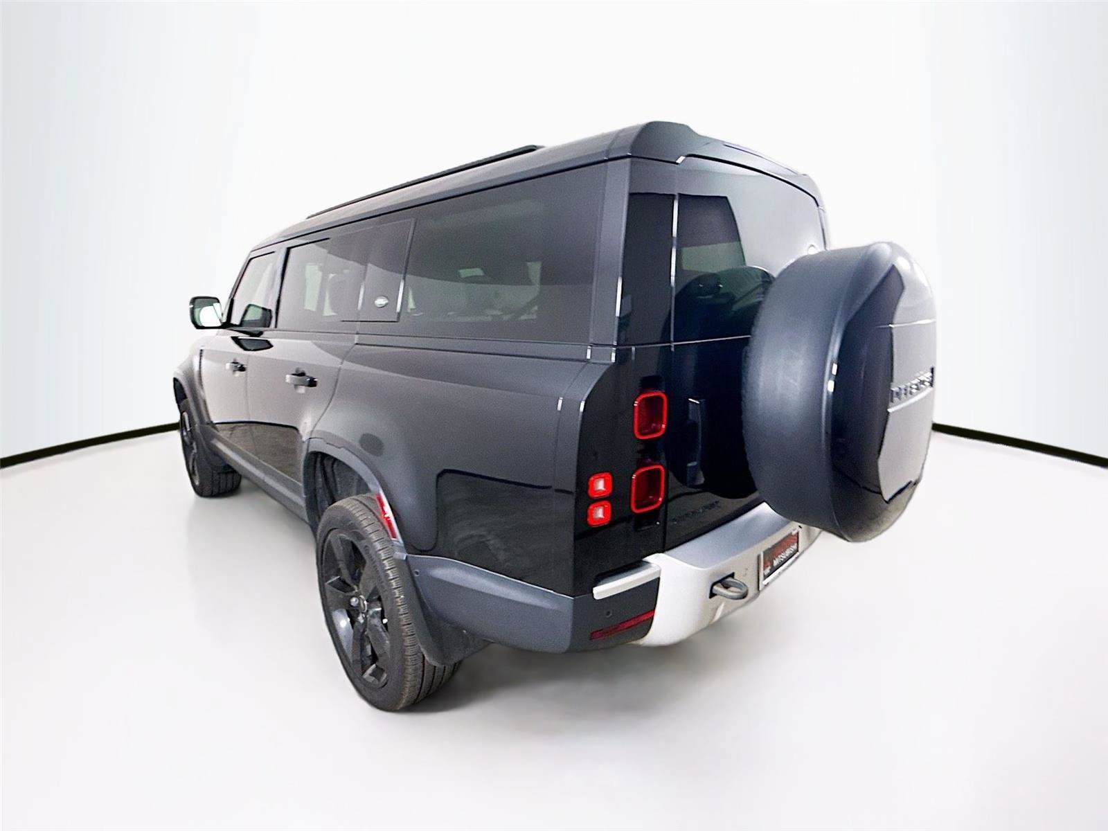 Used 2024 Land Rover Defender 130 S AWD/4WD image 6