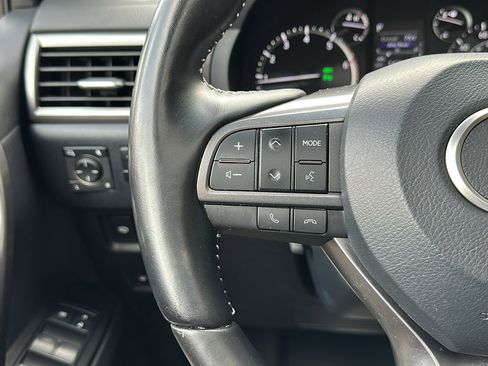 Used 2022 Lexus GX 460 image 16