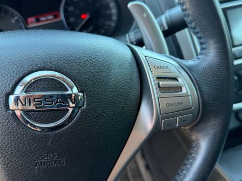 Used 2016 Nissan Altima 2.5 SR image 11