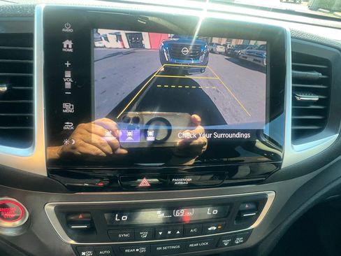 Used 2018 Honda Pilot EX image 27
