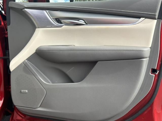 Certified 2024 Cadillac XT5 Premium Luxury w/ Technology Package FWD image 14