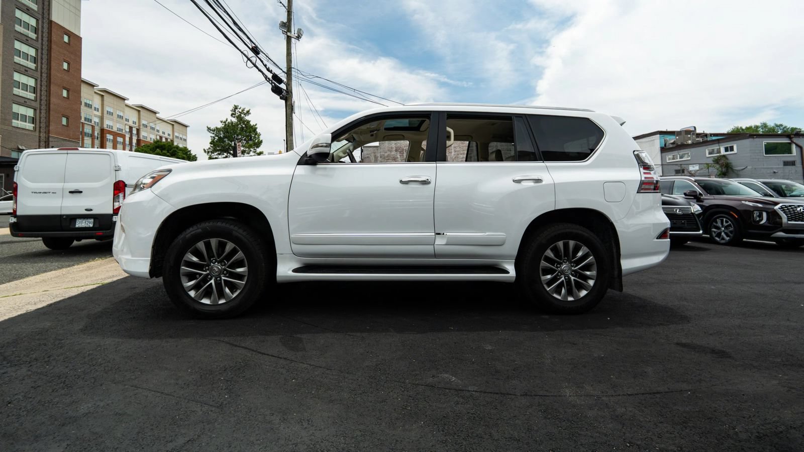 Used 2018 Lexus GX 460 Luxury AWD/4WD image 6