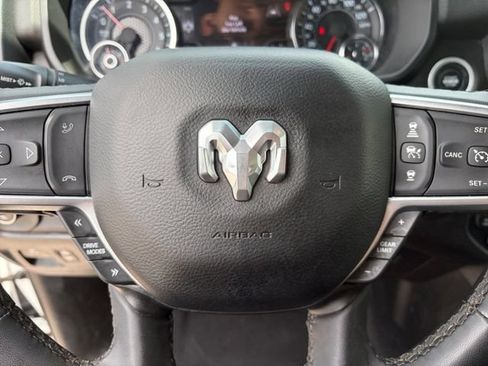 Used 2025 RAM 1500 Big Horn AWD/4WD image 7