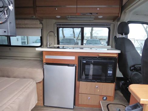 Used 2017 RAM ProMaster 3500 w/ Premium Appearance Group image 29