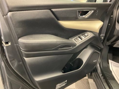 Used 2020 Subaru Ascent Limited w/ Technology Package AWD/4WD image 8