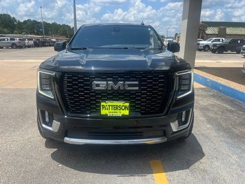 Used 2021 GMC Yukon Denali w/ Denali Premium Package AWD/4WD image 4