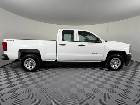 Used 2017 Chevrolet Silverado 1500 W/T AWD/4WD image 7