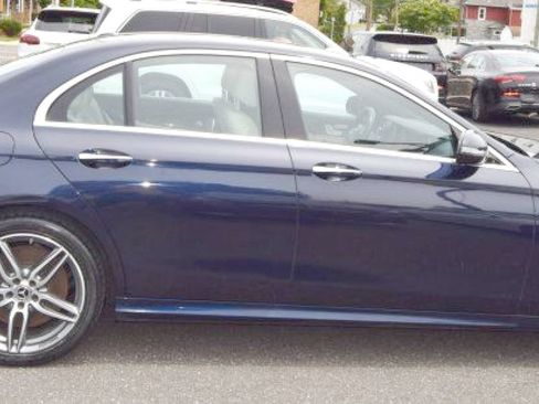 Used 2019 Mercedes-Benz E 450 4MATIC Sedan w/ Premium Package image 14