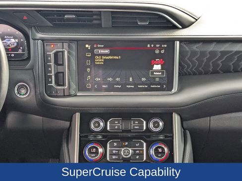 Used 2023 GMC Yukon Denali w/ Advanced Technology Package image 19