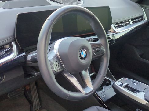 Certified 2025 BMW X1 xDrive28i AWD/4WD image 18