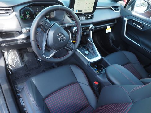 Used 2025 Toyota RAV4 XSE image 10