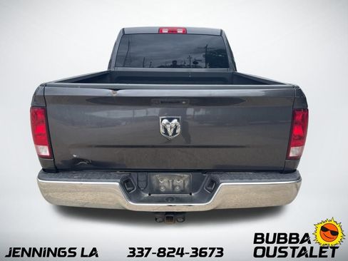 Used 2018 RAM 1500 Tradesman w/ Chrome Appearance Group RWD image 6