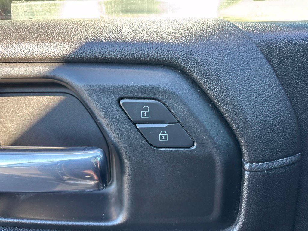 Used 2021 Chevrolet Silverado 1500 RST AWD/4WD image 17