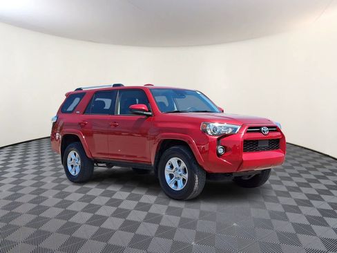 Used 2024 Toyota 4Runner SR5 AWD/4WD image 5