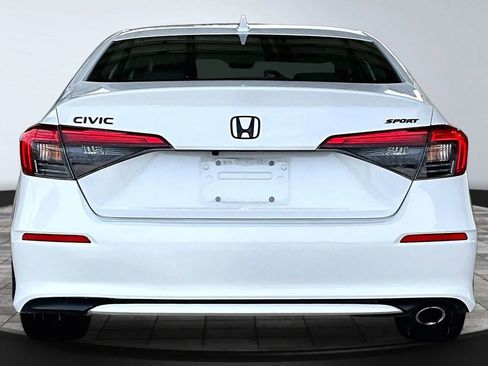 Used 2022 Honda Civic Sport image 5