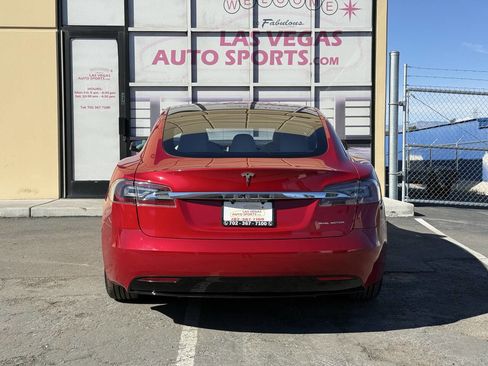 Used 2020 Tesla Model S Long Range Plus image 8