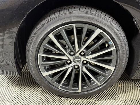New 2025 Lexus ES 350 w/ Premium Package image 11