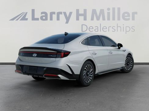 New 2026 Hyundai Sonata Limited FWD image 4