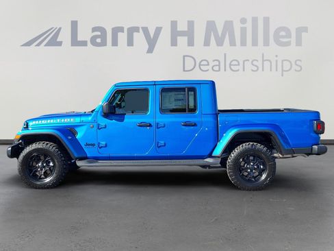 New 2025 Jeep Gladiator High Tide image 3