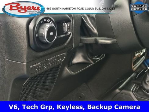 Used 2024 Jeep Wrangler Sport S image 13