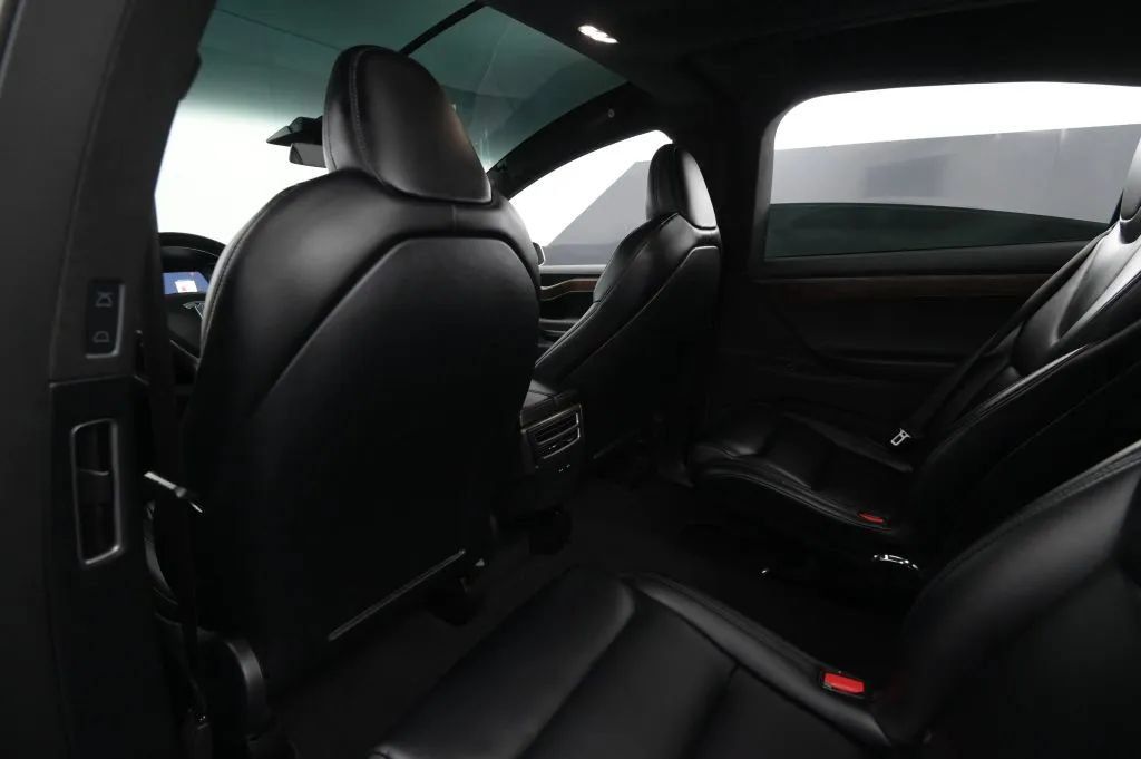 Used 2020 Tesla Model X Long Range AWD/4WD image 39