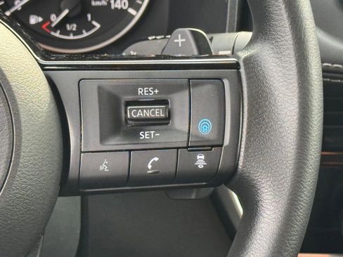 Certified 2021 Nissan Rogue SV image 15