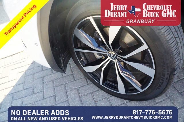 Used 2024 Volkswagen Atlas SEL Premium R-Line AWD/4WD image 9