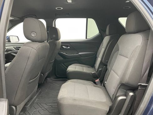 Used 2023 Chevrolet Traverse LT FWD image 39